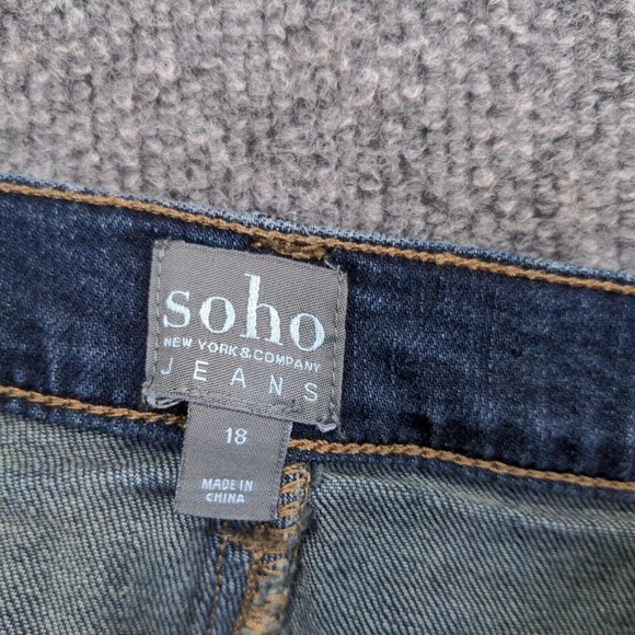 Soho Womens Jean Shorts Blue Size 18 Denim Pockets Cuffed Hems - Picture 10 of 11